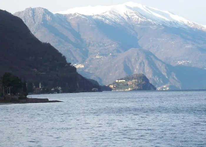 La * Oliveto Lario